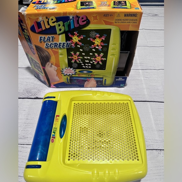 Vintage LiteBrite Flatscreen - Picture 2 of 6